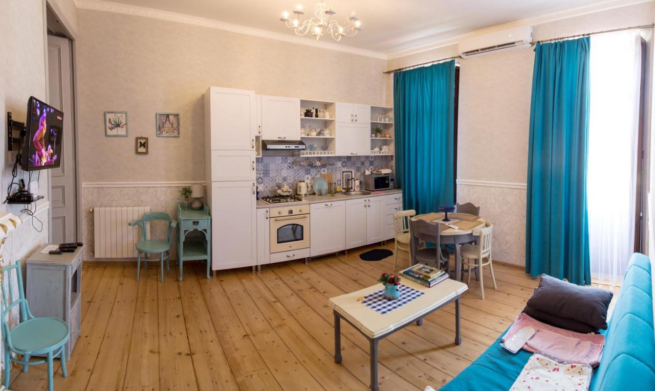 Apartament On Aghmashenebeli 26 Tbilisi Zewnętrze zdjęcie