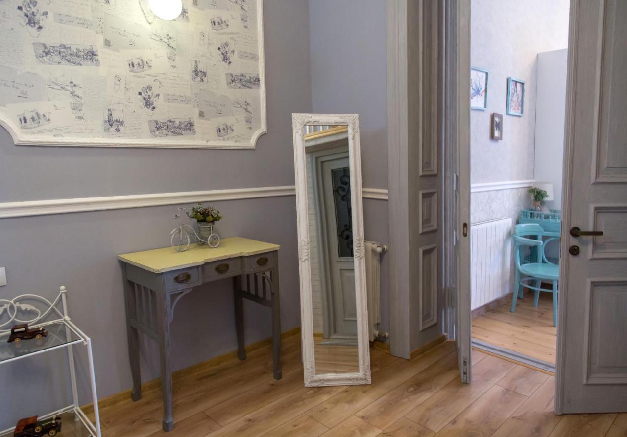 Apartament On Aghmashenebeli 26 Tbilisi Zewnętrze zdjęcie