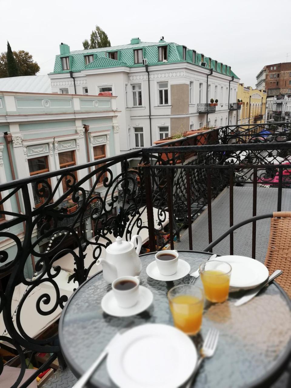 Apartament On Aghmashenebeli 26 Tbilisi Zewnętrze zdjęcie